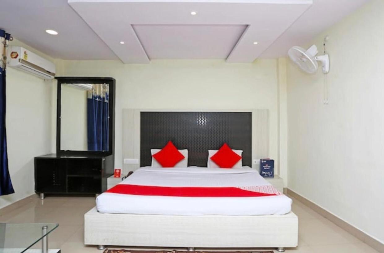 Hotel Payal & Restaurent Pachmarhī Εξωτερικό φωτογραφία