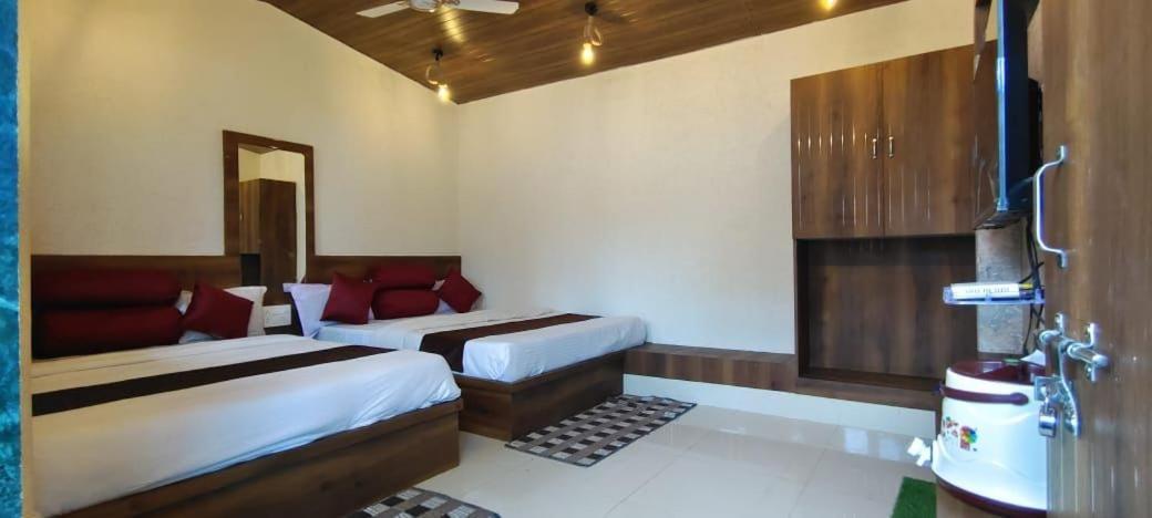 Hotel Payal & Restaurent Pachmarhī Εξωτερικό φωτογραφία